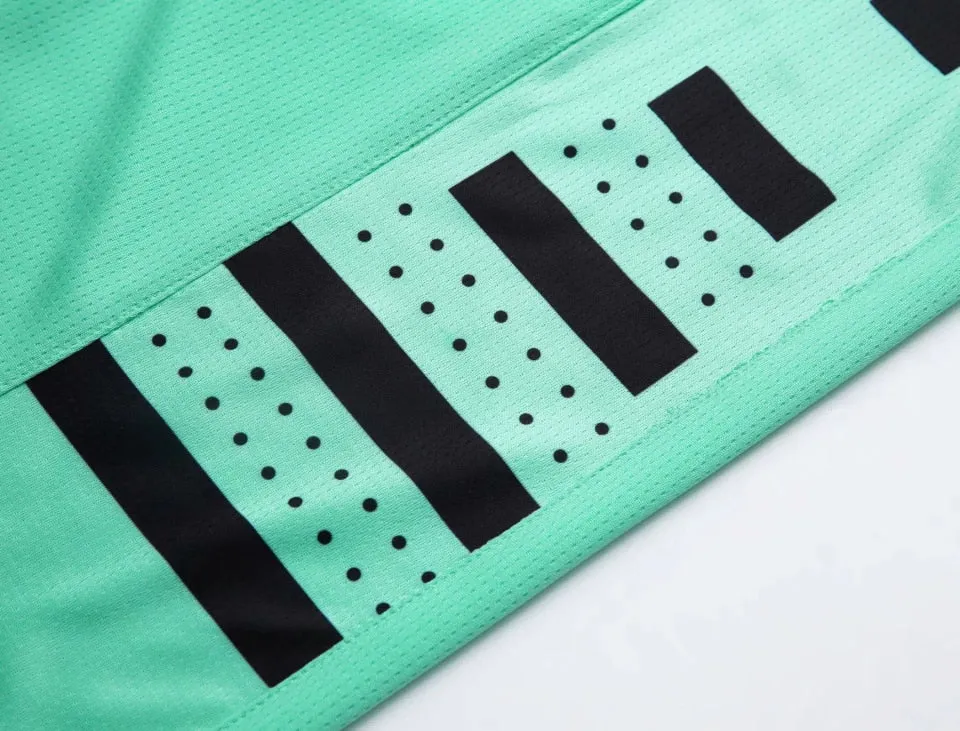 2 Piece Basketball Set Uniforms kits Sports clothes Adults Kids  Customized basketball jerseys and Shorts
