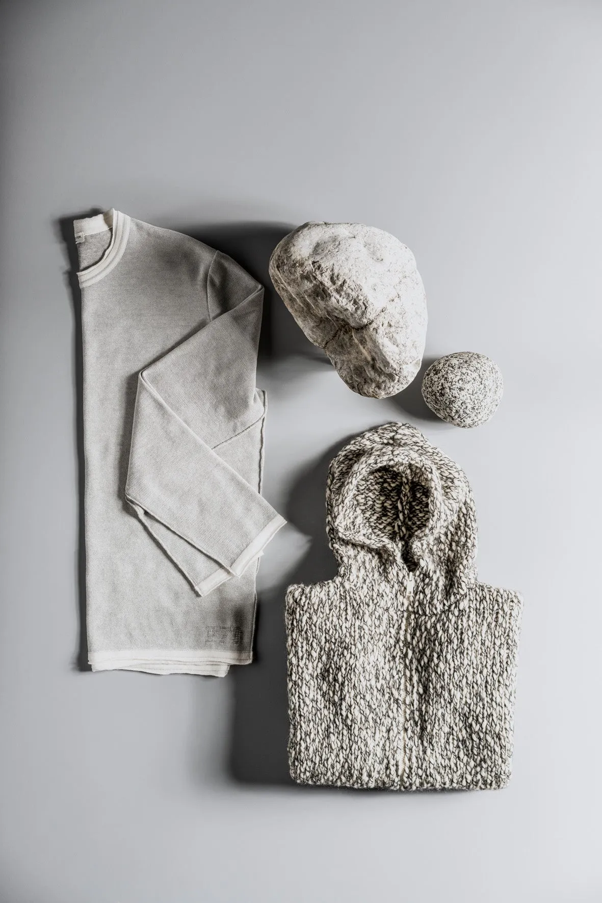 Round neck sweater made of merino wool &amp; cotton, relaxed fit