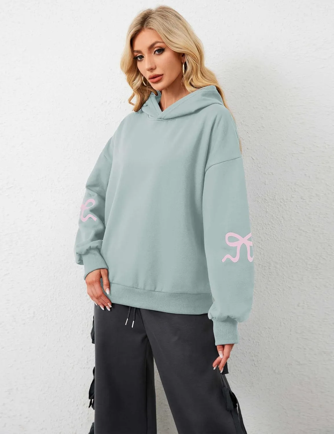 Women Pink Bow Hoodies Loose Fit Long Sleeve Graphic Preppy Hoodies Casual Y2k Cute Hoodies for Teen Girls Outfits